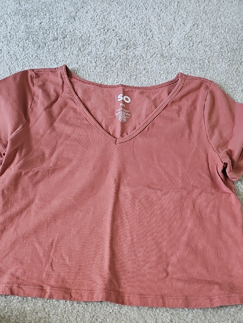 Dark Coral SO cropped tee